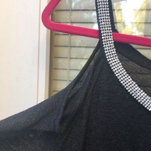 Belldini Women’s lightweight sweater